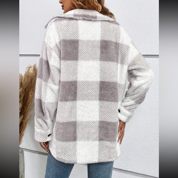 Cozy buffalo plaid button down teddy jacket - Picture 7 of 16